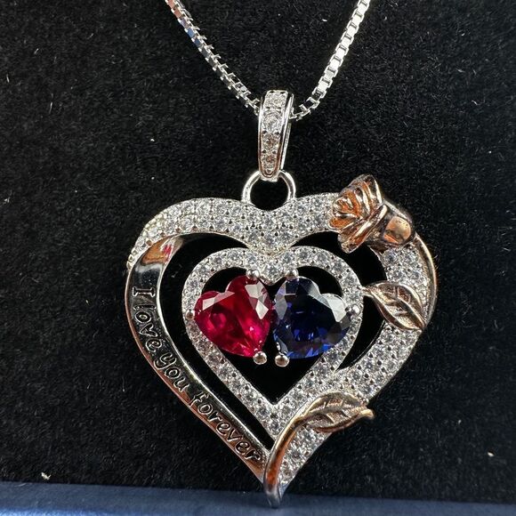 NIB Sterling silver, possibly gold plated, heart necklace with cz diamonds! - Picture 9 of 13